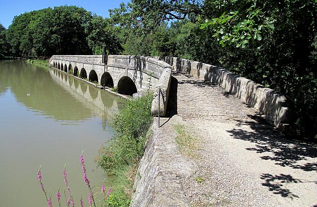 2013 ACBB Aviron Rando Canal du Midi 0545 Pont